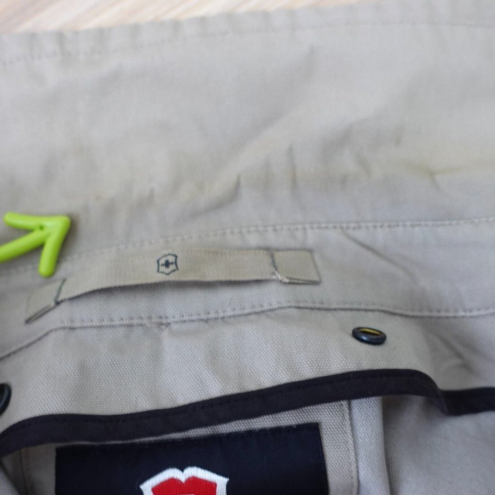 Neutral Granpacore Jacket Men L Tan Chore Utility Barn Field Vintage VICTORINOX - Picture 12 of 16